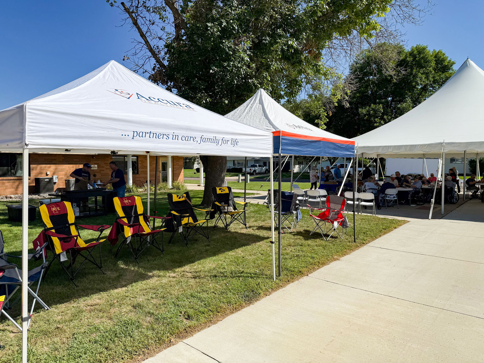Outdoor Silver Award celebration at Accura HealthCare of Milford